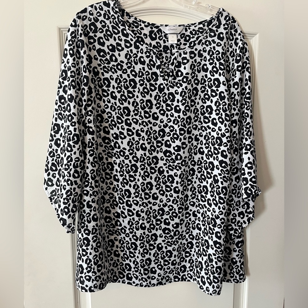 CJ Banks Black and White Animal Print Blouse Women’s Size 1X - Picture 1 of 16